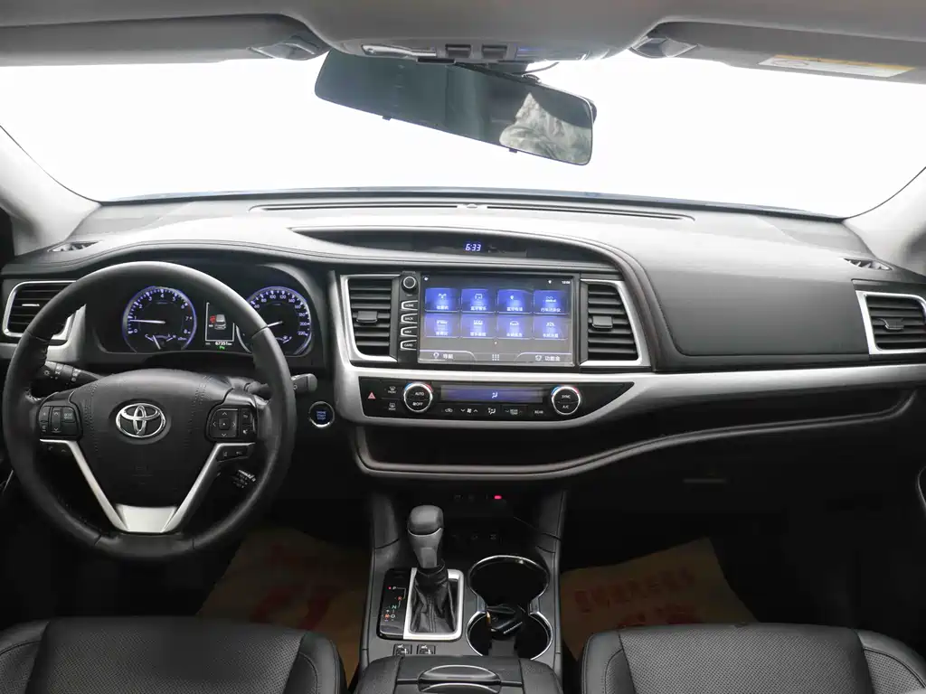 Toyota Highlander 2018 2.0T Luxury 7 мест VI