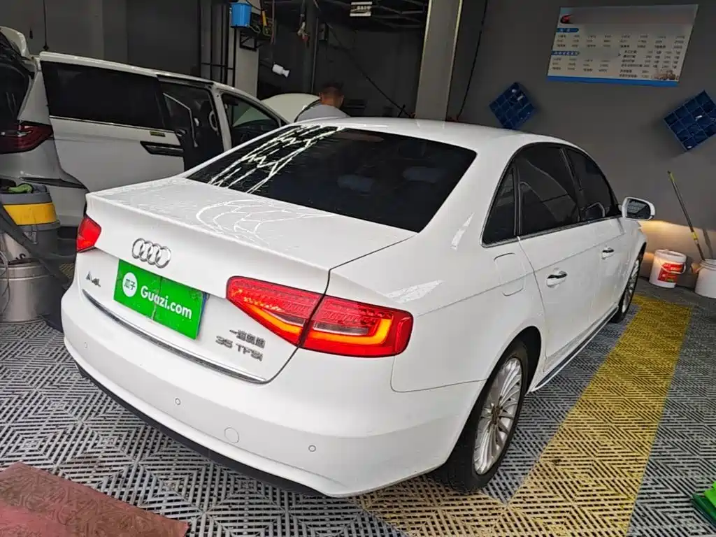 Audi A4L 2016 35 TFSI AT