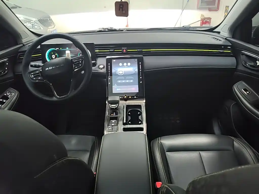 Roewe RX5 2021 PLUS 330TGI AT Smart