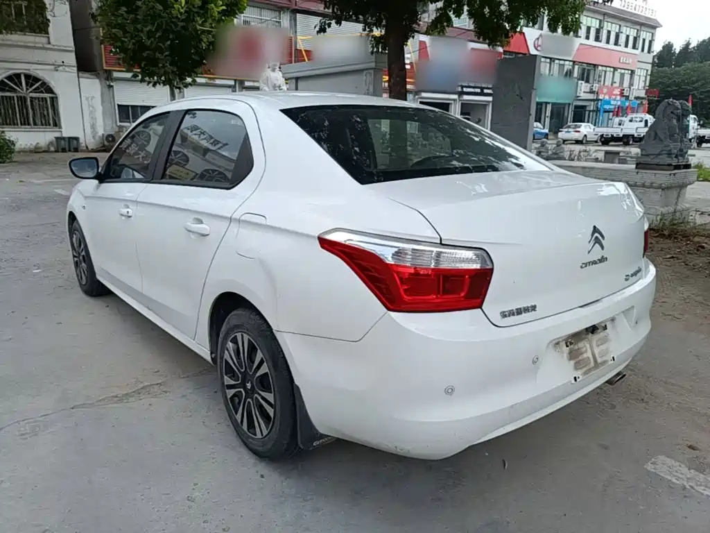 Citroen Elysee — миниатюра 5