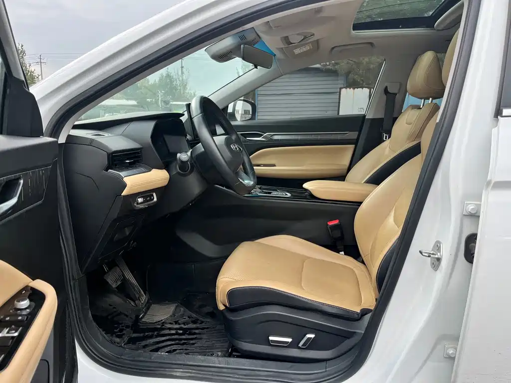 Geely L HiP — миниатюра 6