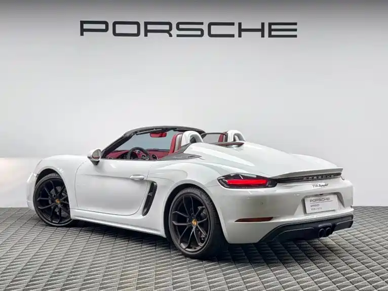Porsche 718 2022 Spyder 2.0T