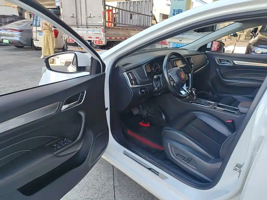 Roewe Roewe i6 Classic — миниатюра 16