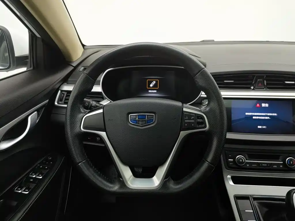 Geely Emgrand — миниатюра 11