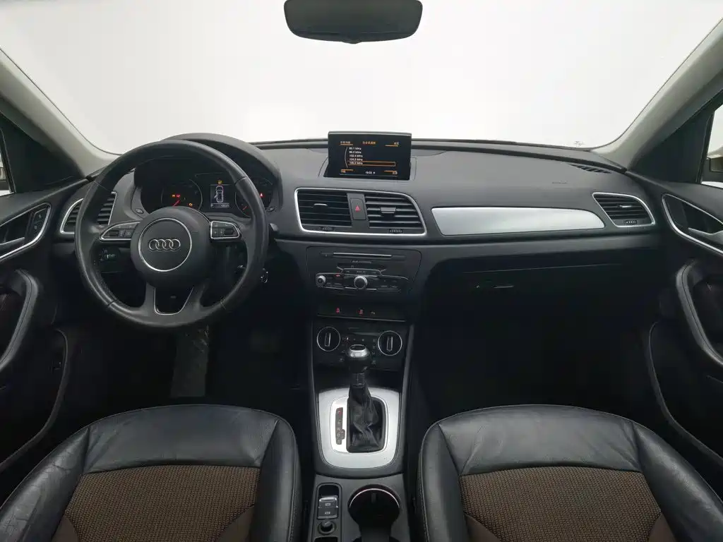 Audi Q3 — миниатюра 5