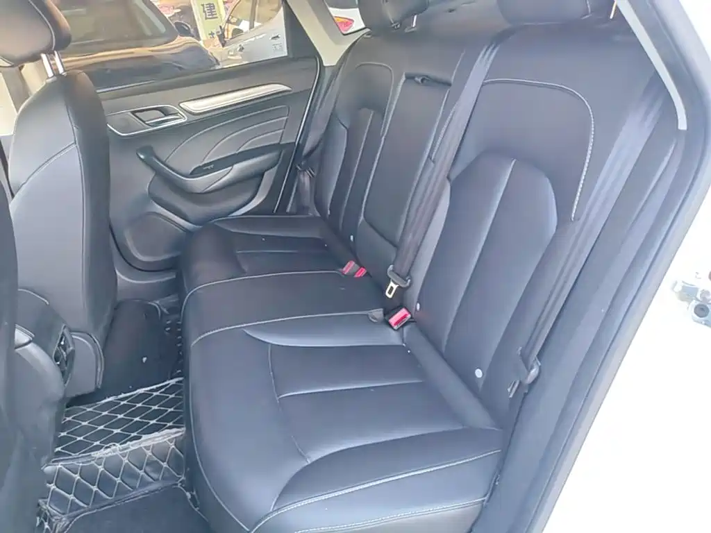 Roewe Roewe i6 Classic — миниатюра 17