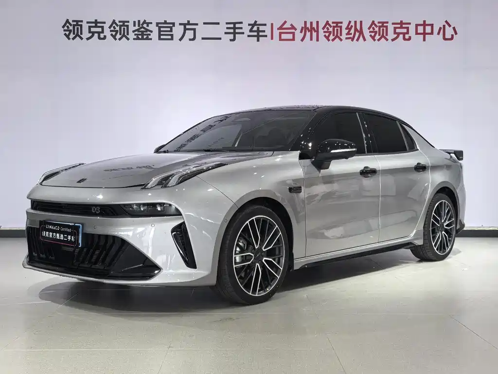 Lynk & Co 03