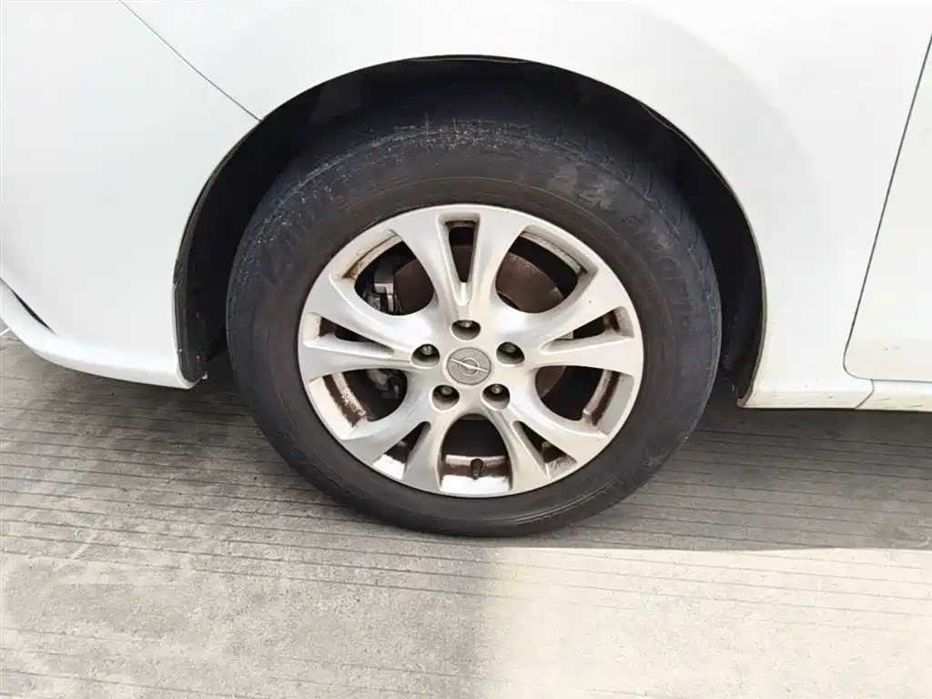 Haima Familia F7 — миниатюра 23