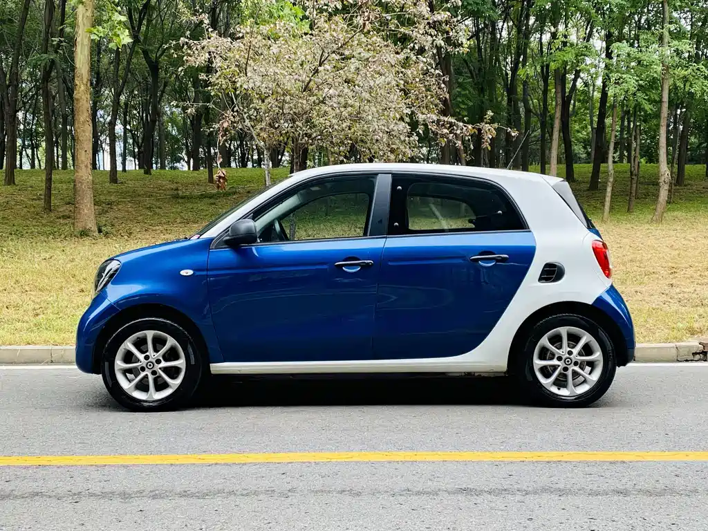 smart Smart Forfour — миниатюра 4