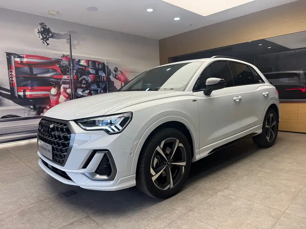 Audi Q3 2024 35 TFSI Fashion Dynamic Type