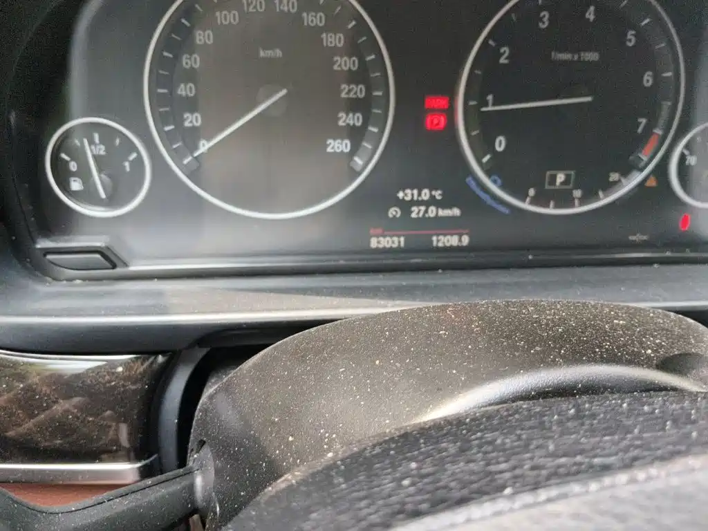 BMW 5 Series — миниатюра 5