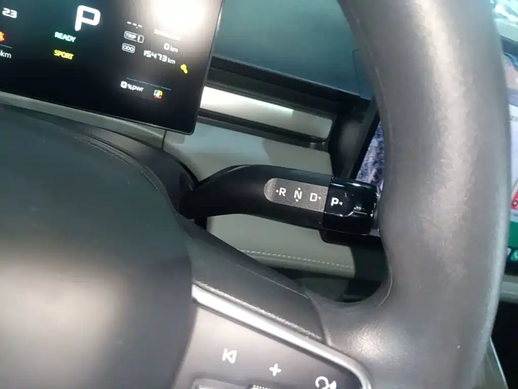 Roewe Young Wai D6 — миниатюра 14