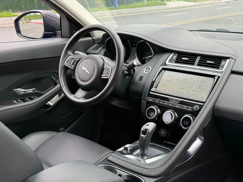Jaguar E-Pace 2018 P250 S V