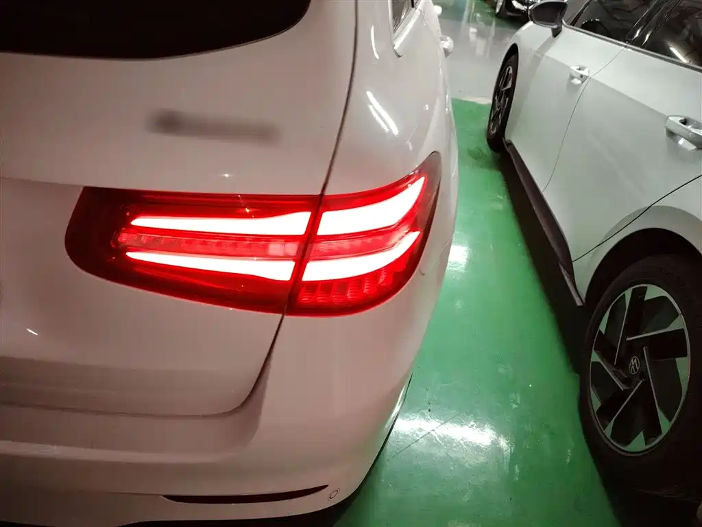 Mercedes-Benz GLC 2018 GLC 260 4MATIC