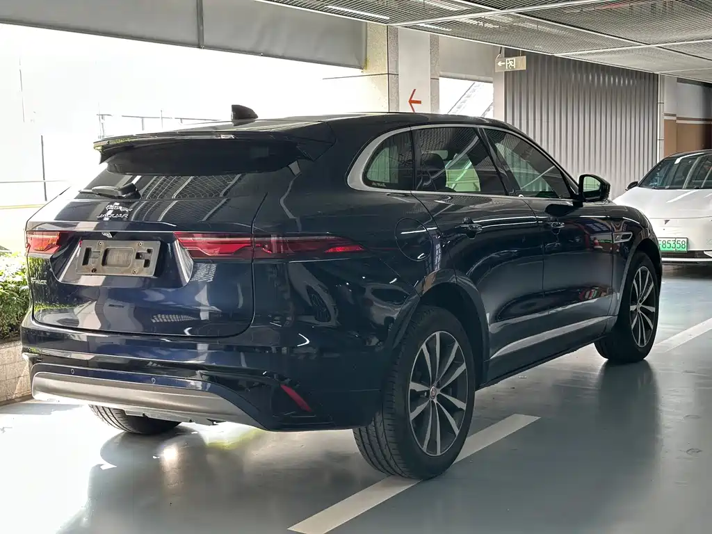 Jaguar F-PACE — миниатюра 5