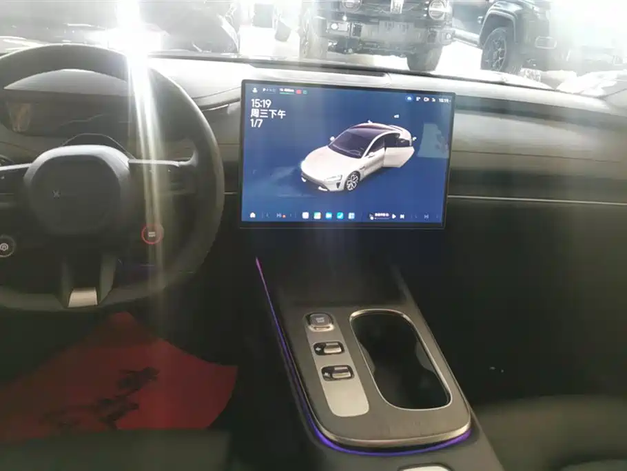 XIAOMI CAR XIAOMI SU7