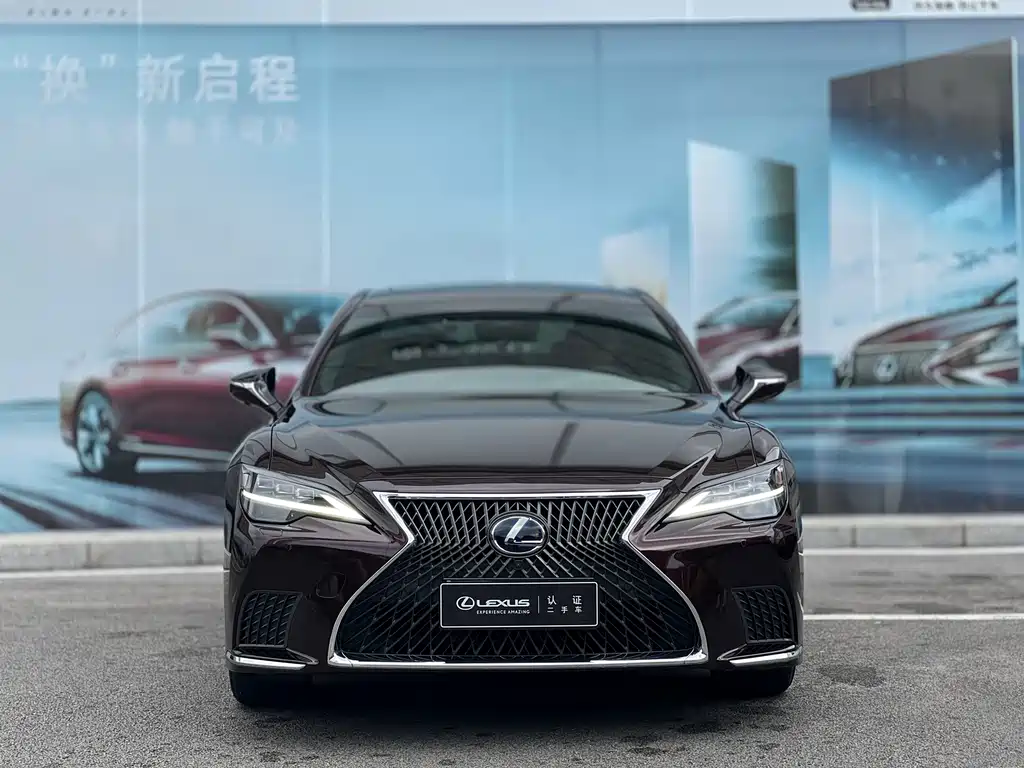 Lexus LS — миниатюра 3