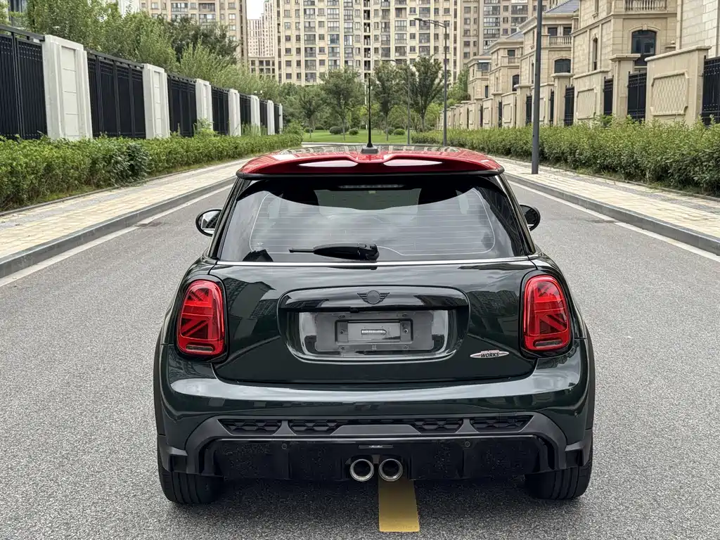 MINI JCW