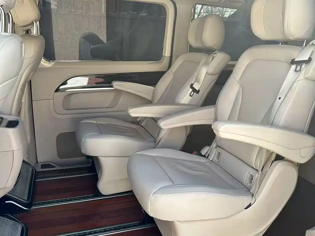 Mercedes-Benz V-Class V 2018 V 260 VI