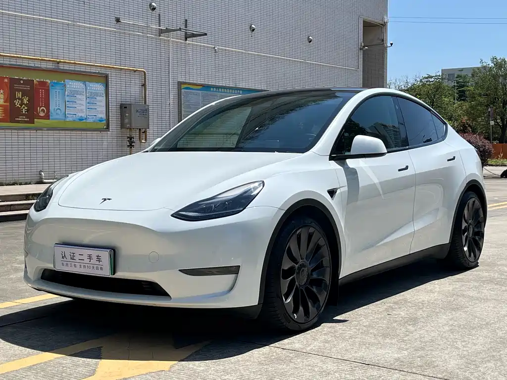 Tesla Model Y 2023
