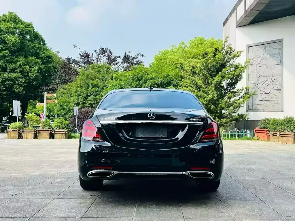 Mercedes-Benz S-Class — миниатюра 8