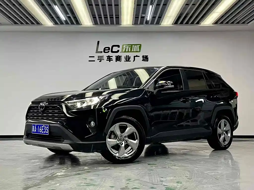 Toyota RAV4 2023