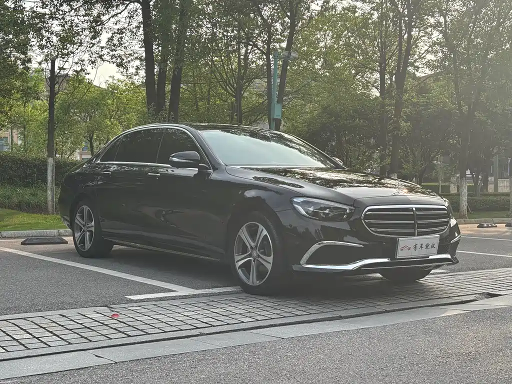 Mercedes-Benz E-Class E 2016 E 200 L Sport