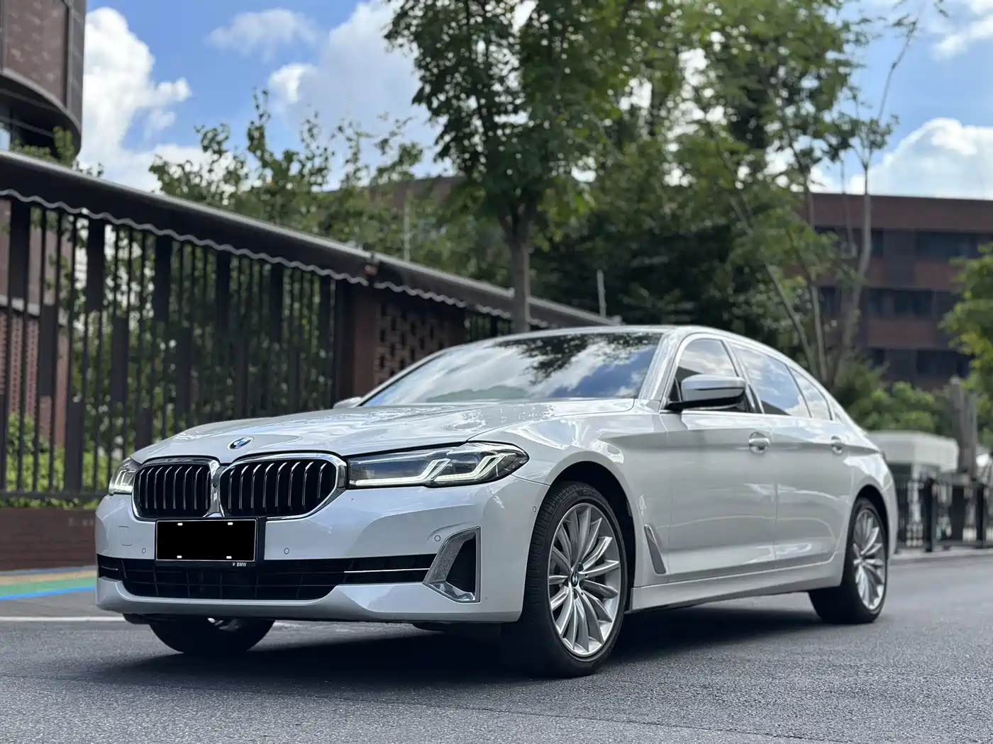 宝马5系 2022款 改款二 530Li 尊享型 豪华套装 2022