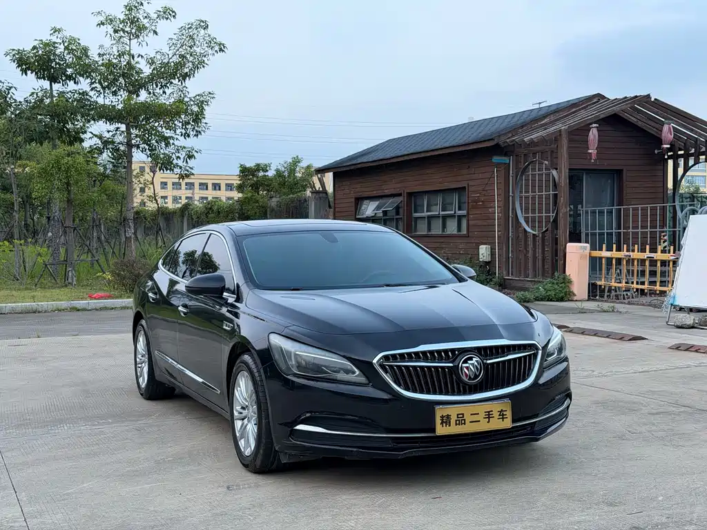 Buick LaCrosse — миниатюра 3