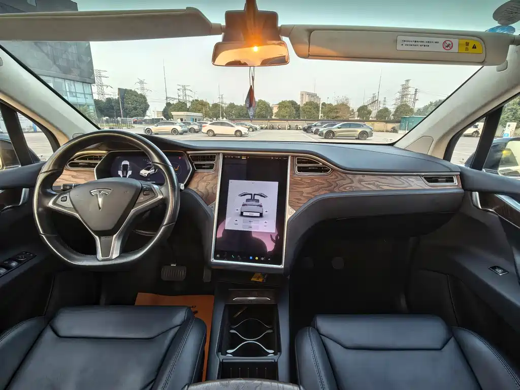 Tesla Model X 2016 Model X 75D