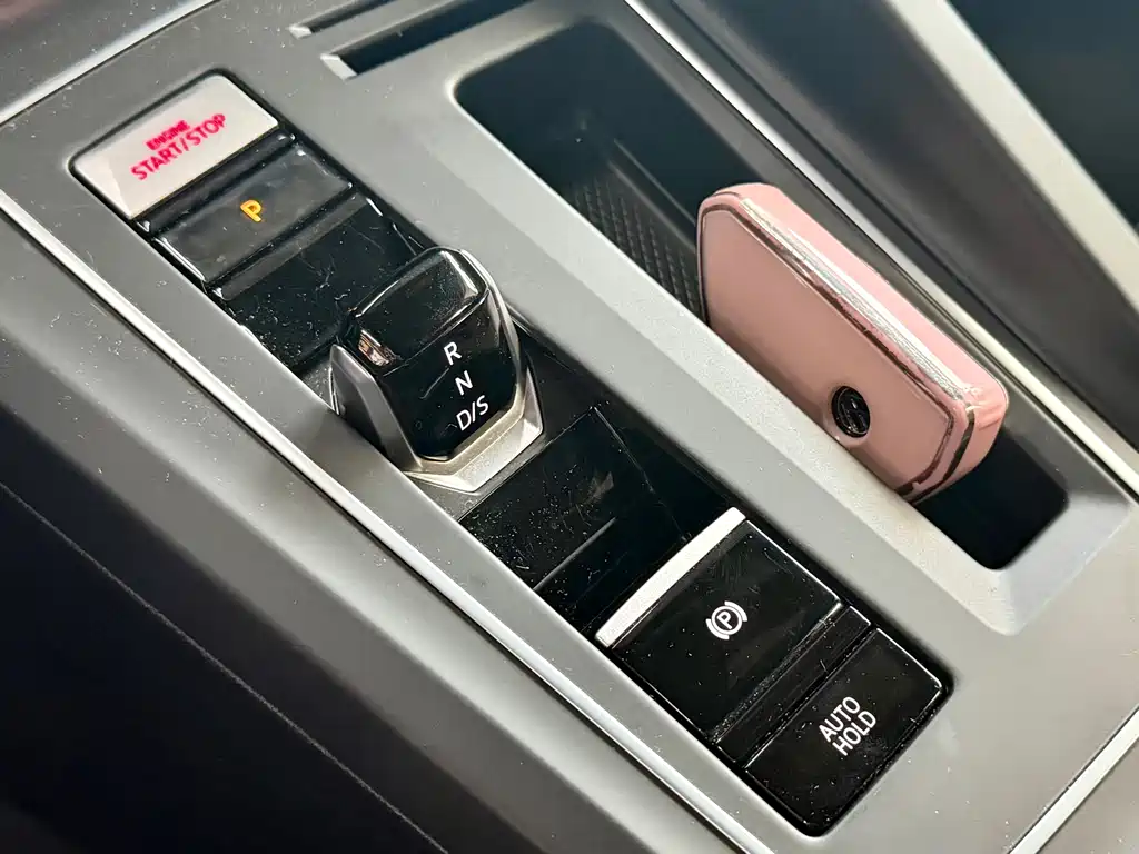 Volkswagen Golf GTI — миниатюра 8