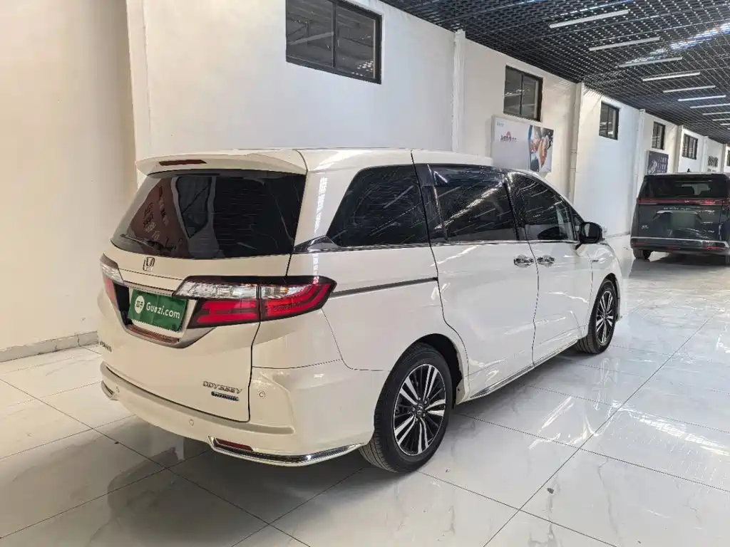 Honda Odyssey — миниатюра 7
