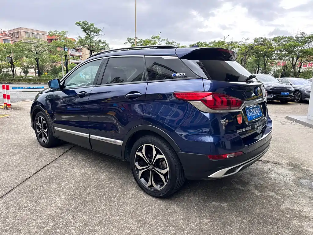 BAIC EX5 — миниатюра 4
