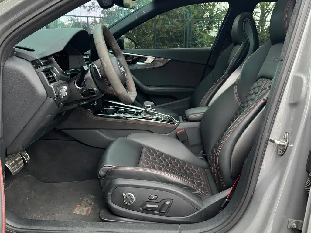 Audi RS 4 2024 RS4 Avant