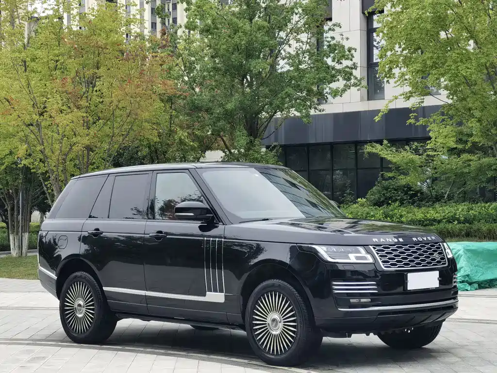 Land Rover Range Rover — миниатюра 3