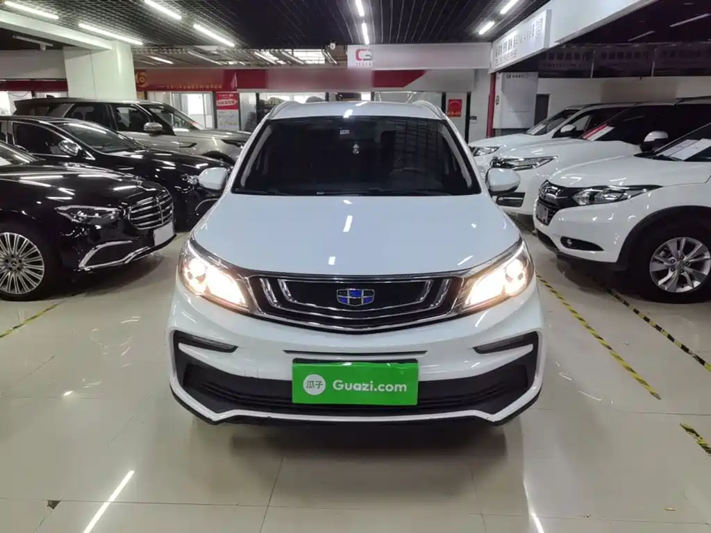 Geely Vision X3 — миниатюра 3