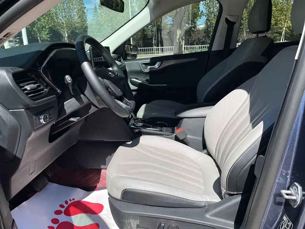 Ford Escape — миниатюра 7