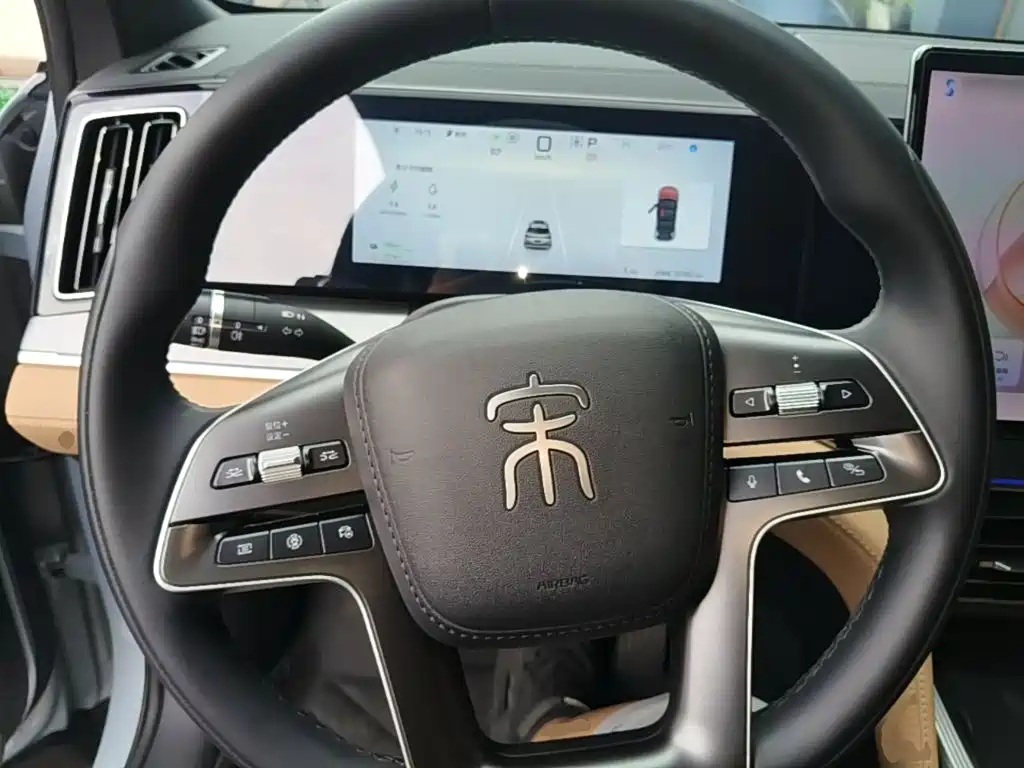 BYD L DM-i — миниатюра 11