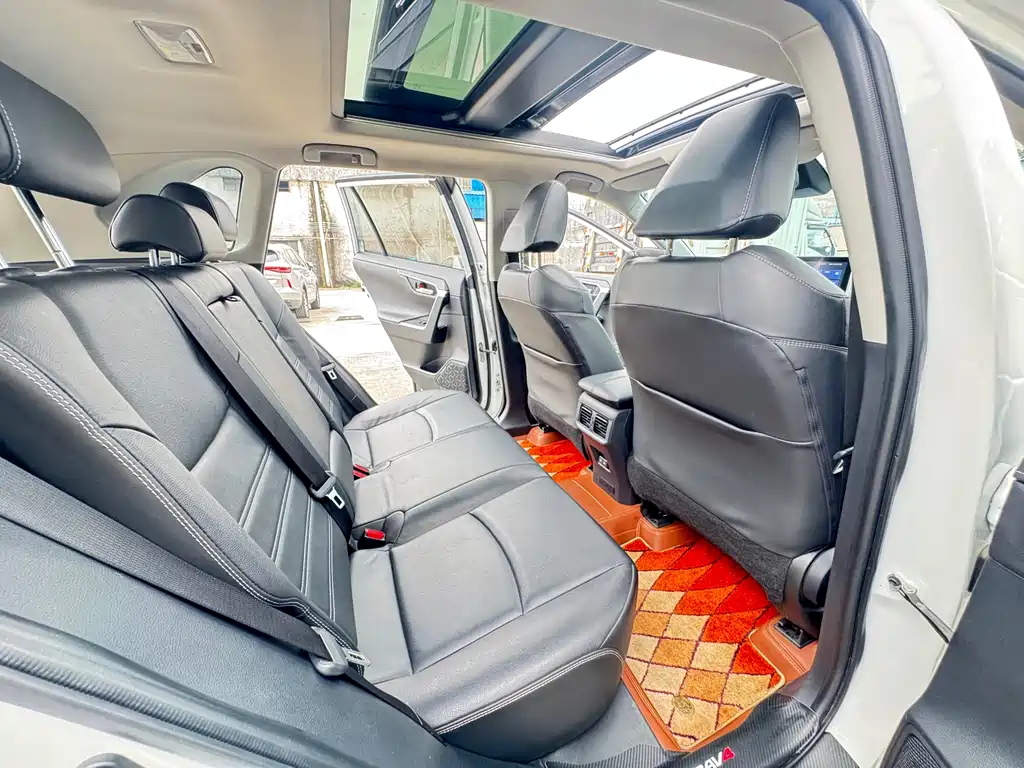 TOYOTA RAV4 RONGFANG