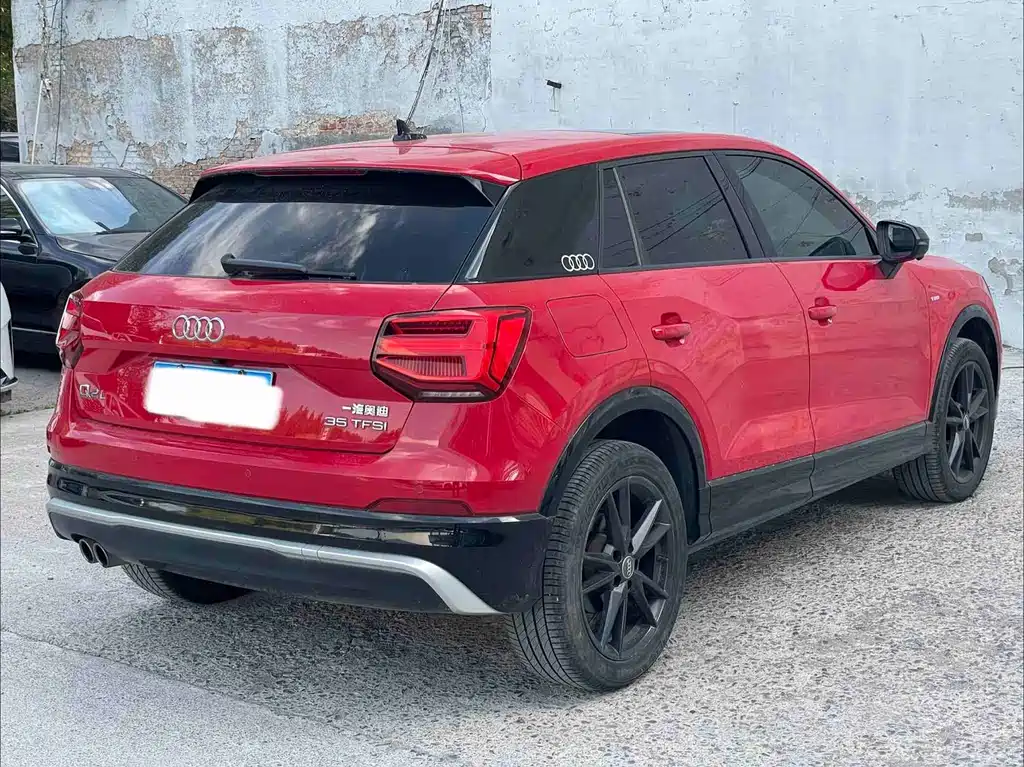Audi Q2L — миниатюра 3