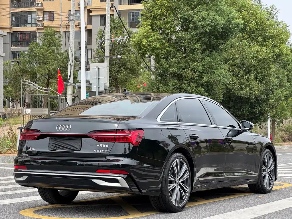 Audi A6L — миниатюра 8
