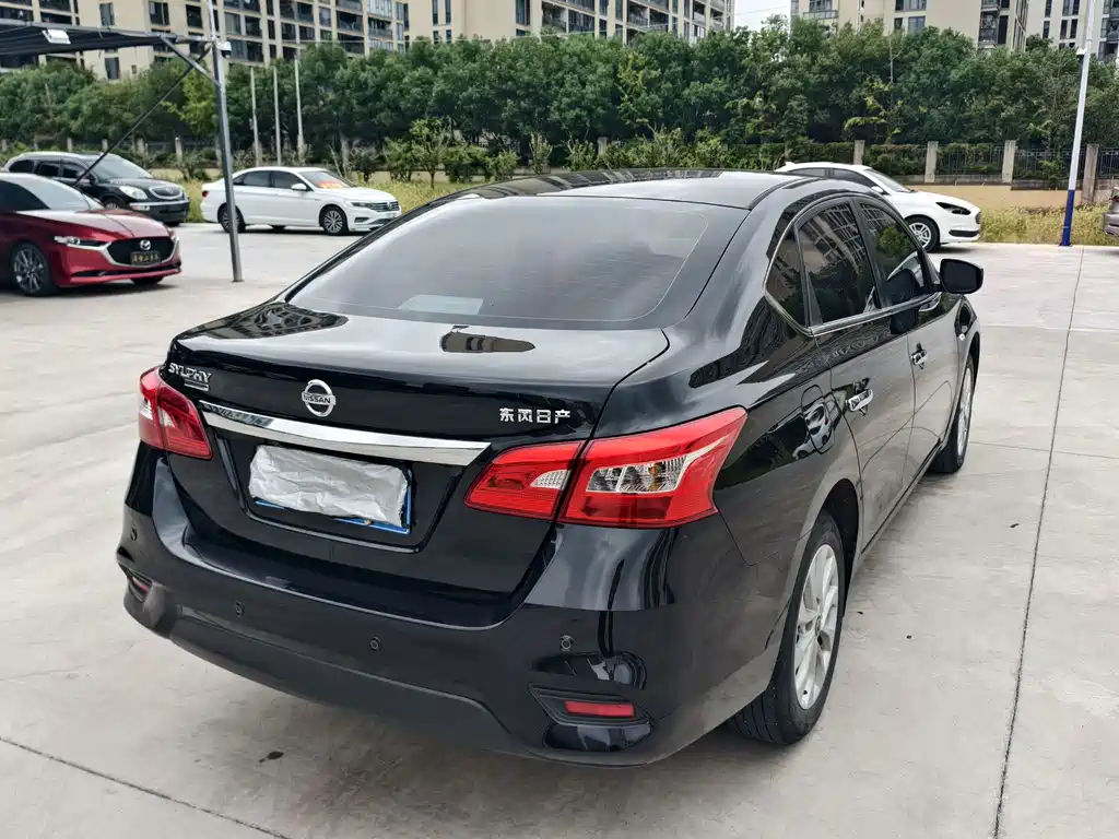 Nissan Sylphy — миниатюра 5