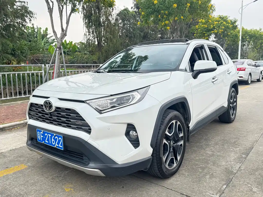 TOYOTA RAV4 RONGFANG
