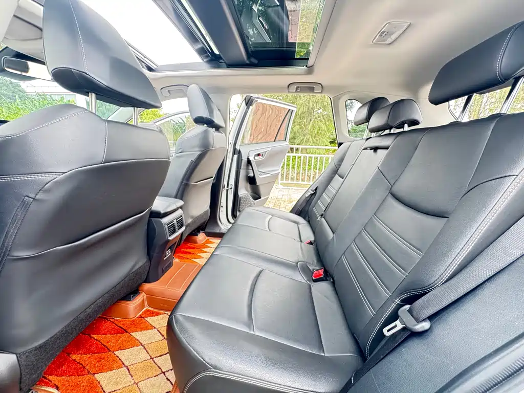 TOYOTA RAV4 RONGFANG