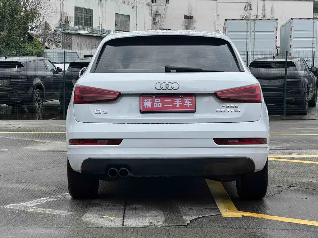 Audi Q3 2018 30 TFSI