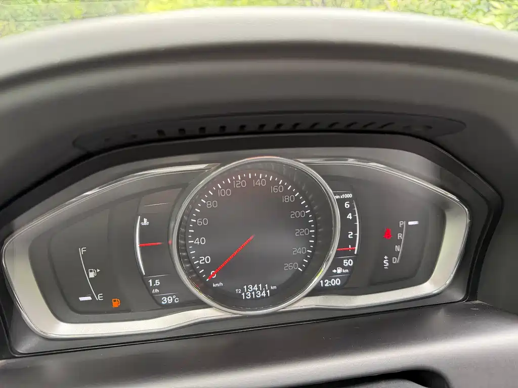 Volvo XC60 — миниатюра 3