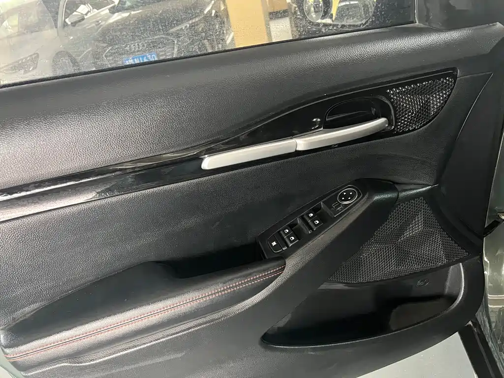 Kia Seltos — миниатюра 11