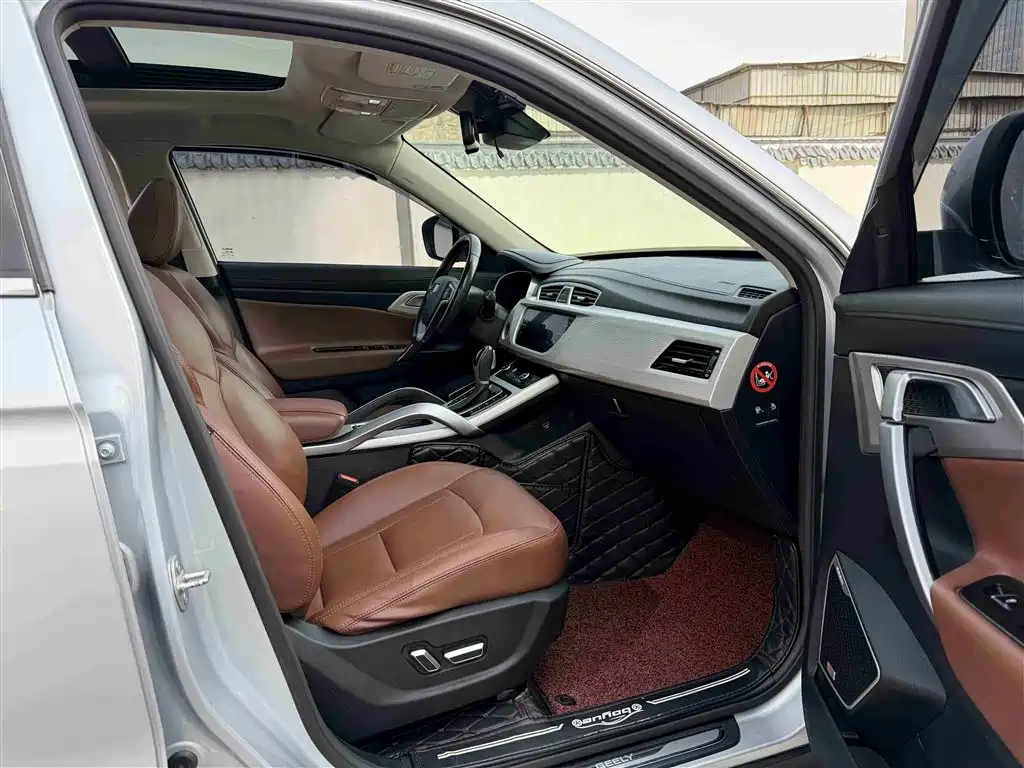 Geely Boyue 1.8TD Auto 4WD Smart Supreme Type 4G Connected Edition, фото 6