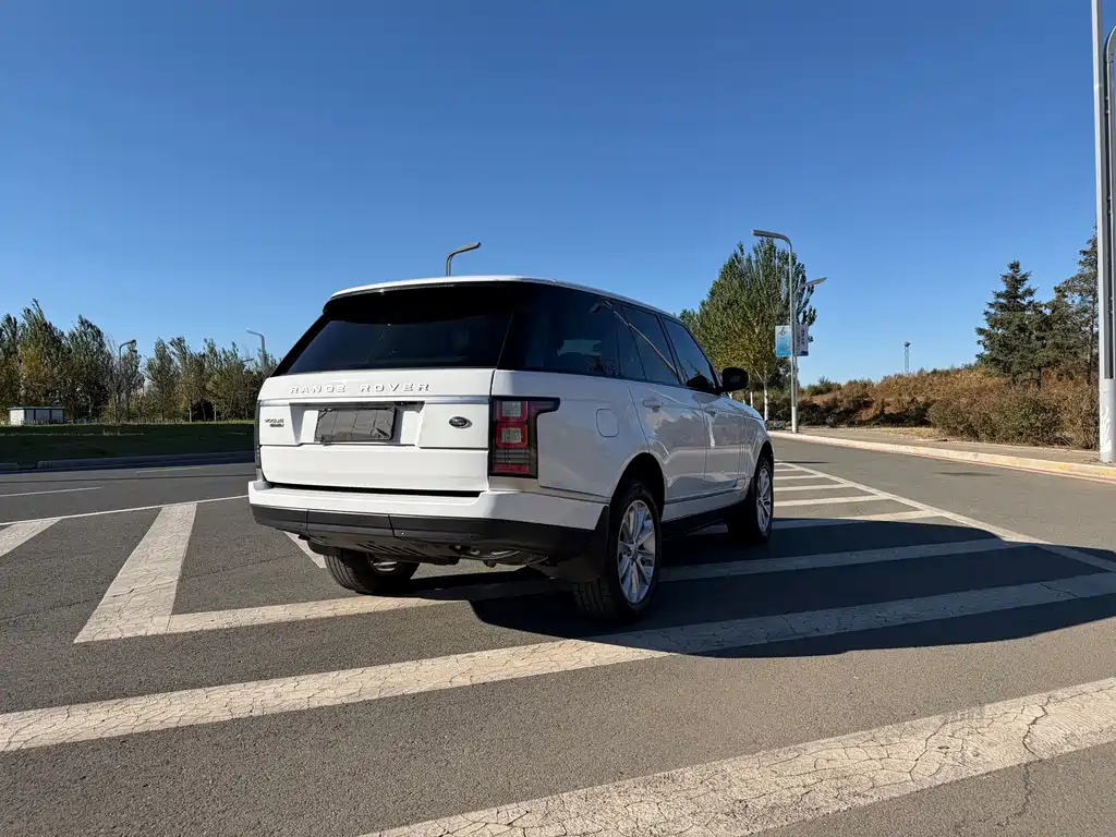 Land Rover Range Rover — миниатюра 6