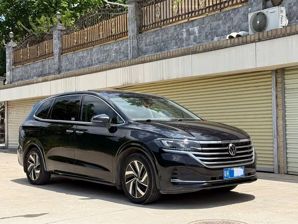 Volkswagen Viloran 2020 330TSI Luxury